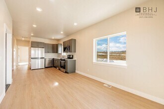 3035 Real Bird Wy in Sheridan, WY - Building Photo - Building Photo