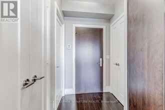 25 Broadway Ave in Toronto, ON - Building Photo - Building Photo