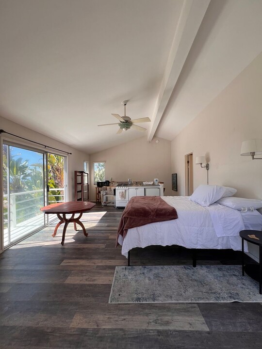 630 Dolores Dr in Santa Barbara, CA - Building Photo