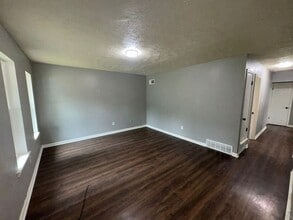 2499 Calvert Ave in Memphis, TN - Building Photo - Building Photo