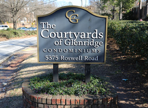 The Courtyards in Atlanta, GA - Building Photo - Building Photo