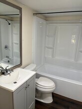 21442 Coyote Trail in Lago Vista, TX - Building Photo - Building Photo