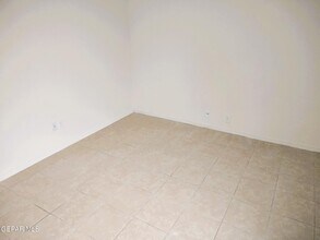 9488 Landry McKee Ln in El Paso, TX - Building Photo - Building Photo