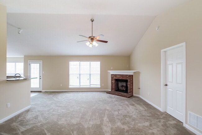 8124 Loden Cove in Southaven, MS - Building Photo - Building Photo