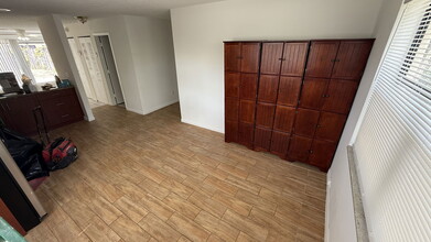 3381 NW 75th Terrace in Lauderhill, FL - Building Photo - Building Photo