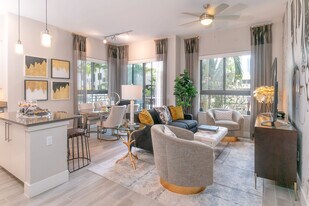 The Whitney in Fort Lauderdale, FL - Building Photo