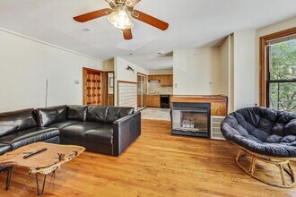 838 N State St in Chicago, IL - Building Photo - Building Photo