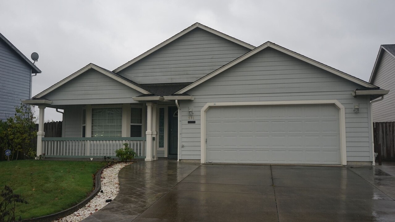 511 NW 12th St in Battle Ground, WA - Building Photo