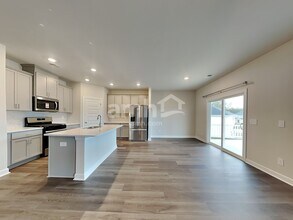 230 Maxwell Dr in Easley, SC - Building Photo - Building Photo
