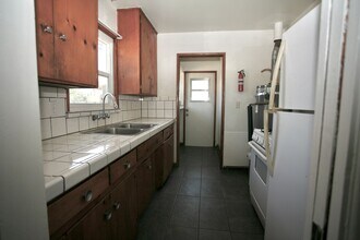 8676 Almond Rd in Lakeside, CA - Building Photo - Building Photo