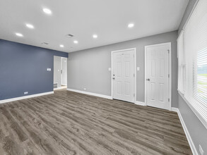 432 Hickory St in Chicago Heights, IL - Building Photo - Building Photo