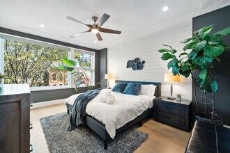 1307 N Bell Ave in Chicago, IL - Foto de edificio - Building Photo