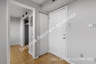 118 Charles St in Mount Oliver, PA - Building Photo - Building Photo