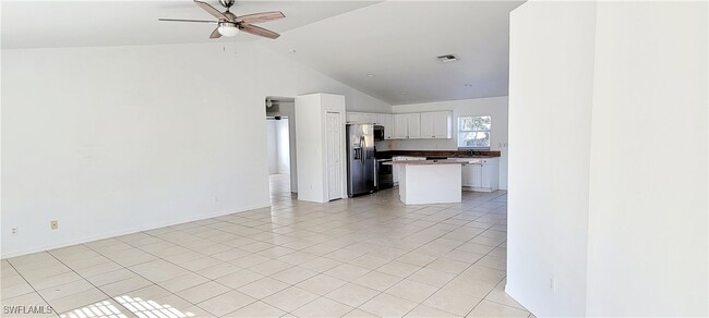 718 Altair Ave in Ft. Myers, FL - Building Photo - Building Photo