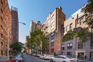 245 W 75th St in New York, NY - Building Photo