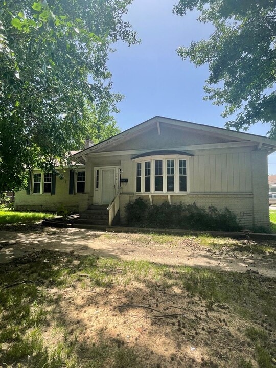 1900 Tilles Ave in Fort Smith, AR - Building Photo