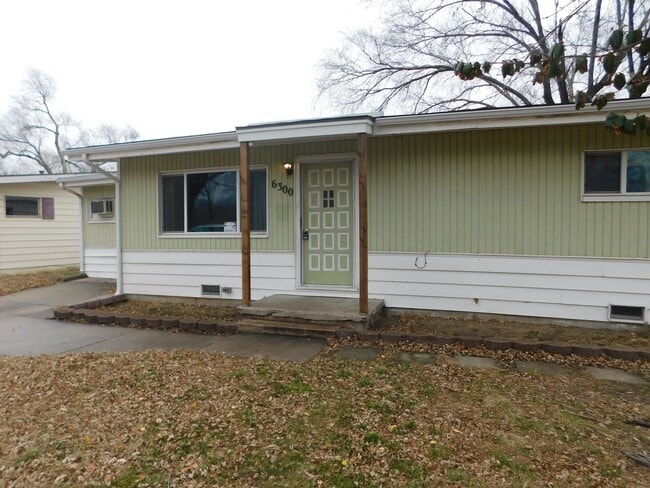 property at 6300 N East Park View St