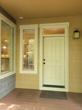 7107 Monroe Ln NE in Lacey, WA - Building Photo - Building Photo