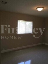 1300 NW 51st Ave in Lauderhill, FL - Building Photo - Building Photo