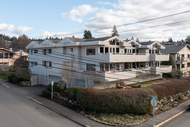 400 Howell Way in Edmonds, WA - Building Photo - Building Photo