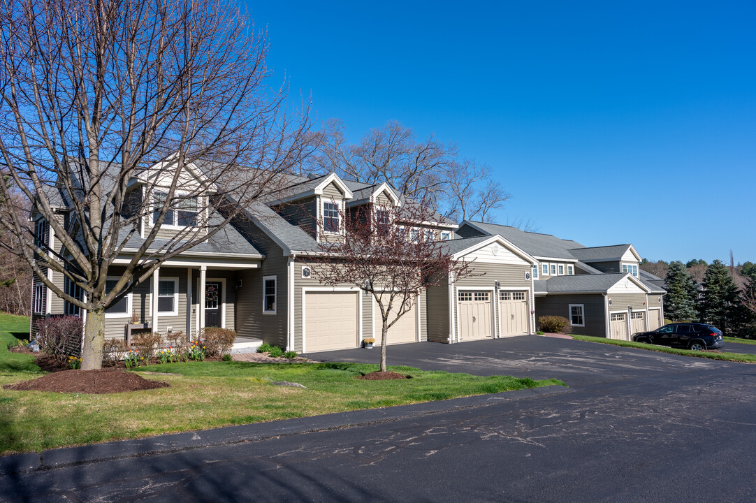 Mahoney Farms in Sudbury, MA - Building Photo