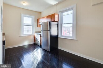 1249 S 21st St-Unit -UNIT 2F in Philadelphia, PA - Building Photo - Building Photo
