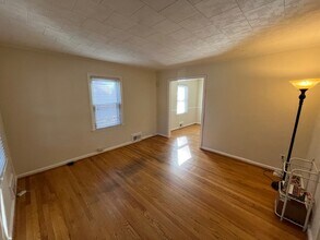 639 Emerson St NE in Washington, DC - Building Photo - Building Photo