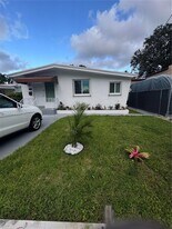 2311 SW 58th Ave in Miami, FL - Building Photo