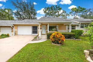 8665 SW 94th St in Ocala, FL - Building Photo