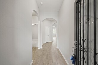 10098 Black Maple Dr in Shenandoah, TX - Building Photo - Building Photo