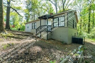 2560 Palomino Ln in Birmingham, AL - Building Photo - Building Photo