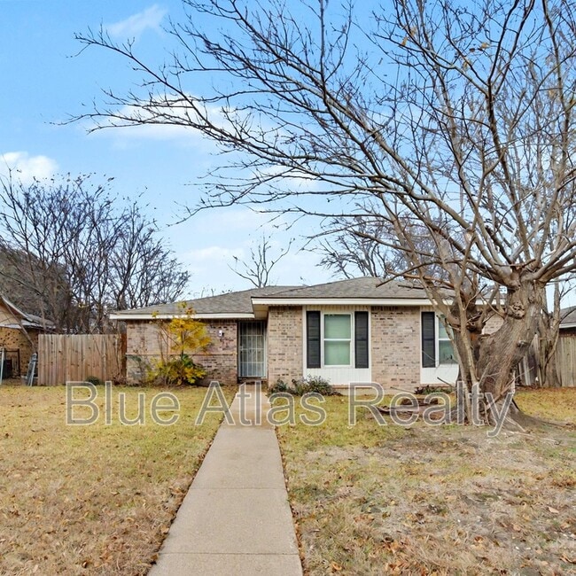 property at 805 Cherry Hills Dr