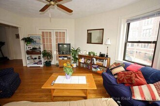 1474 Commonwealth Avenue, Unit 2 in Boston, MA - Building Photo - Building Photo