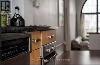 264 Seaton St in Toronto, ON - Building Photo - Building Photo