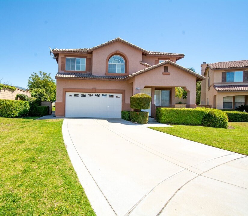 6561 Palo Verde Pl in Rancho Cucamonga, CA - Building Photo