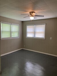 220-2-B 1/2 N Wright St photo'