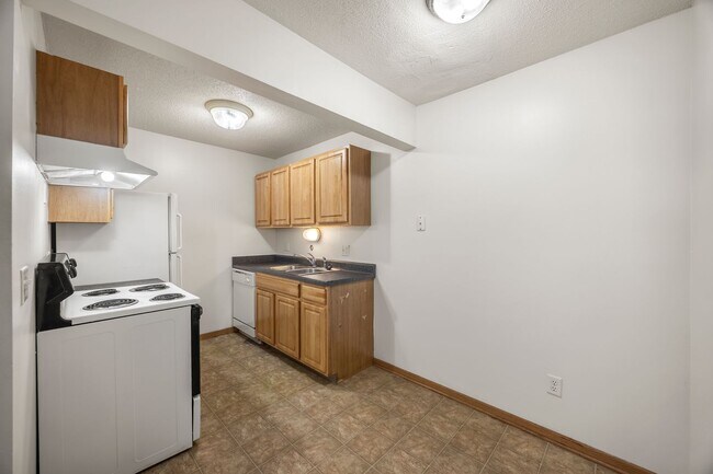 3211 30th St in Des Moines, IA - Building Photo - Building Photo