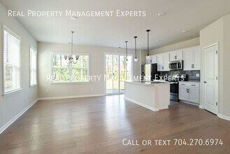 9021 Widden Way in Charlotte, NC - Building Photo - Building Photo