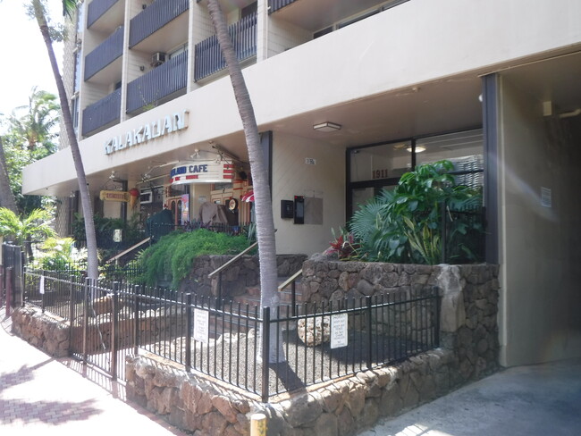 1911 Kalakaua Ave, Unit 612 photo'