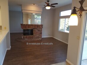 105 Kilcairn Ct in Folsom, CA - Building Photo - Building Photo
