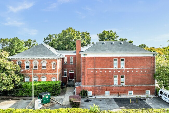 3115 Tidewater Dr in Norfolk, VA - Building Photo - Building Photo