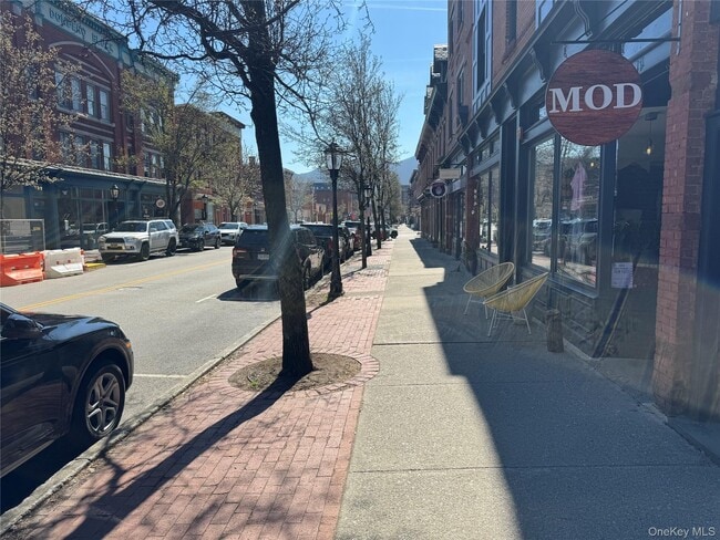 167 Main St in Beacon, NY - Building Photo - Building Photo