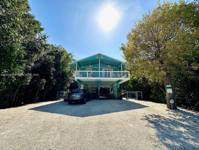 410 Mahogany Ave