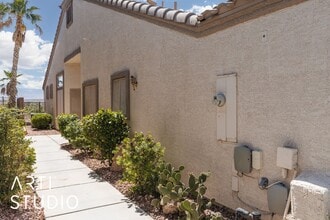 748 Southridge Dr in Mesquite, NV - Building Photo - Building Photo