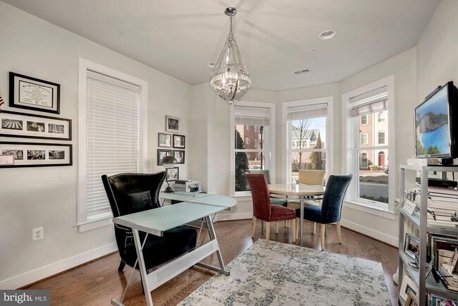 property at 617 E Custis Ave