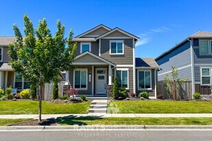 9027 Priscilla Dr SE in Tumwater, WA - Building Photo