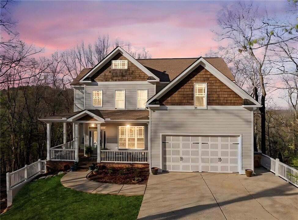 121 Moose Loop in Waleska, GA - Building Photo