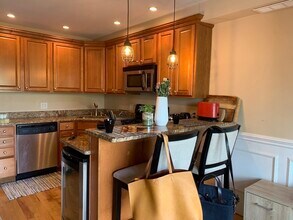 22 Ward St in Boston, MA - Building Photo - Building Photo