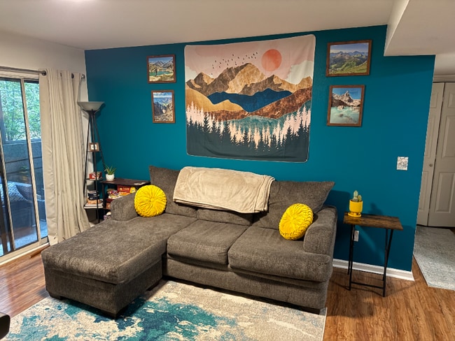 property at 4656 White Rock Cir