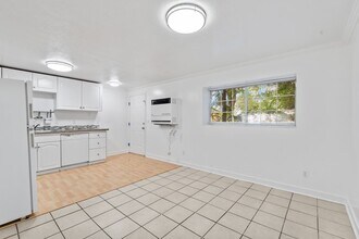 1076 Canyon Rd in Ogden, UT - Building Photo - Building Photo